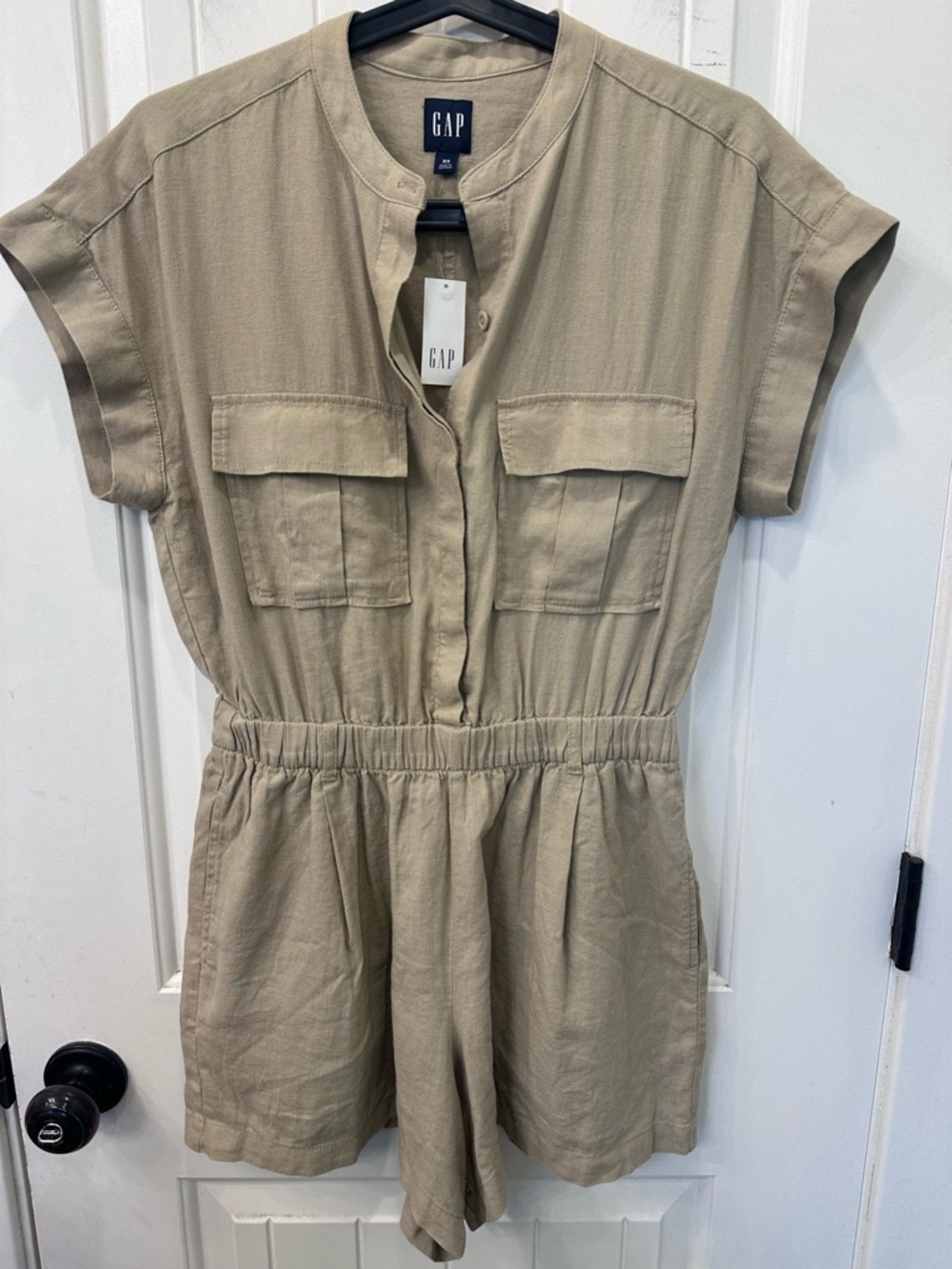 NWT GAP Linen-Blend Utility Romper - Khaki Safari Vacation Coastal Grandma XS